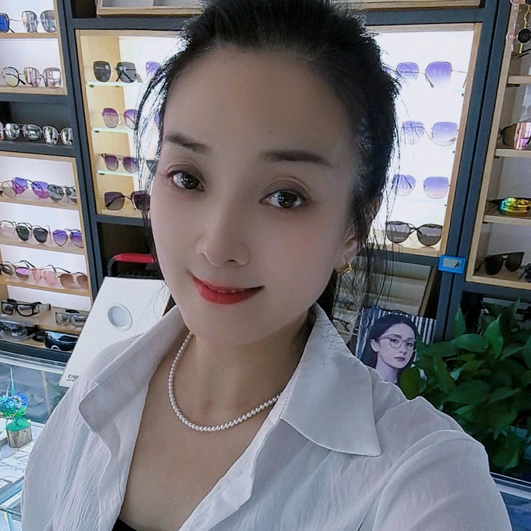 黎明（有需要配眼镜的联系）