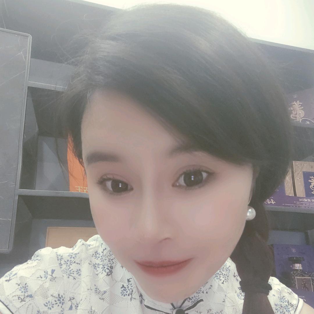 静静🎤