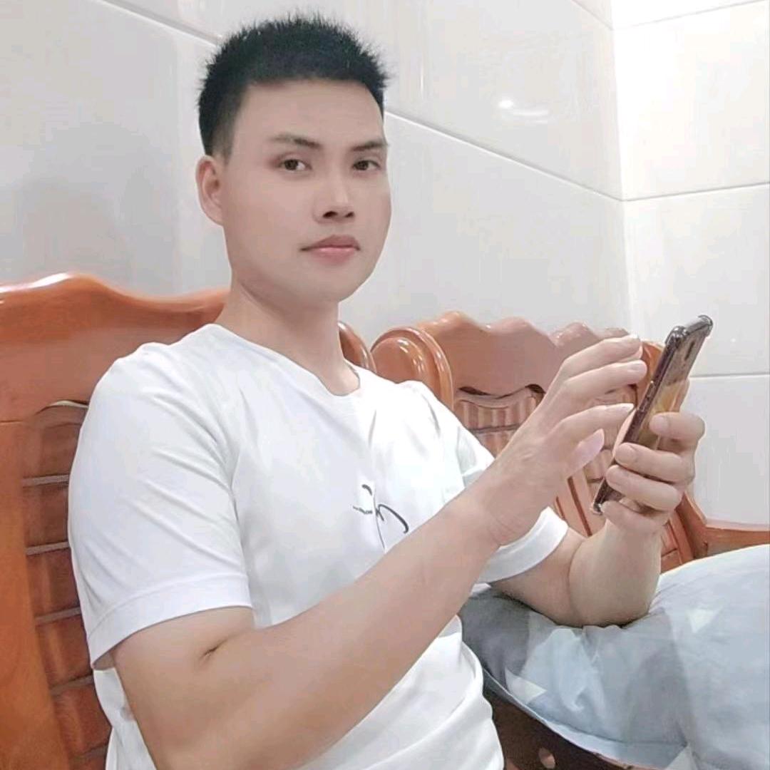 小时候是圆脸茶业