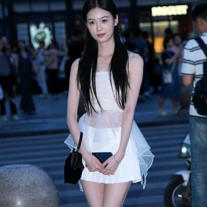 萌萌妮儿