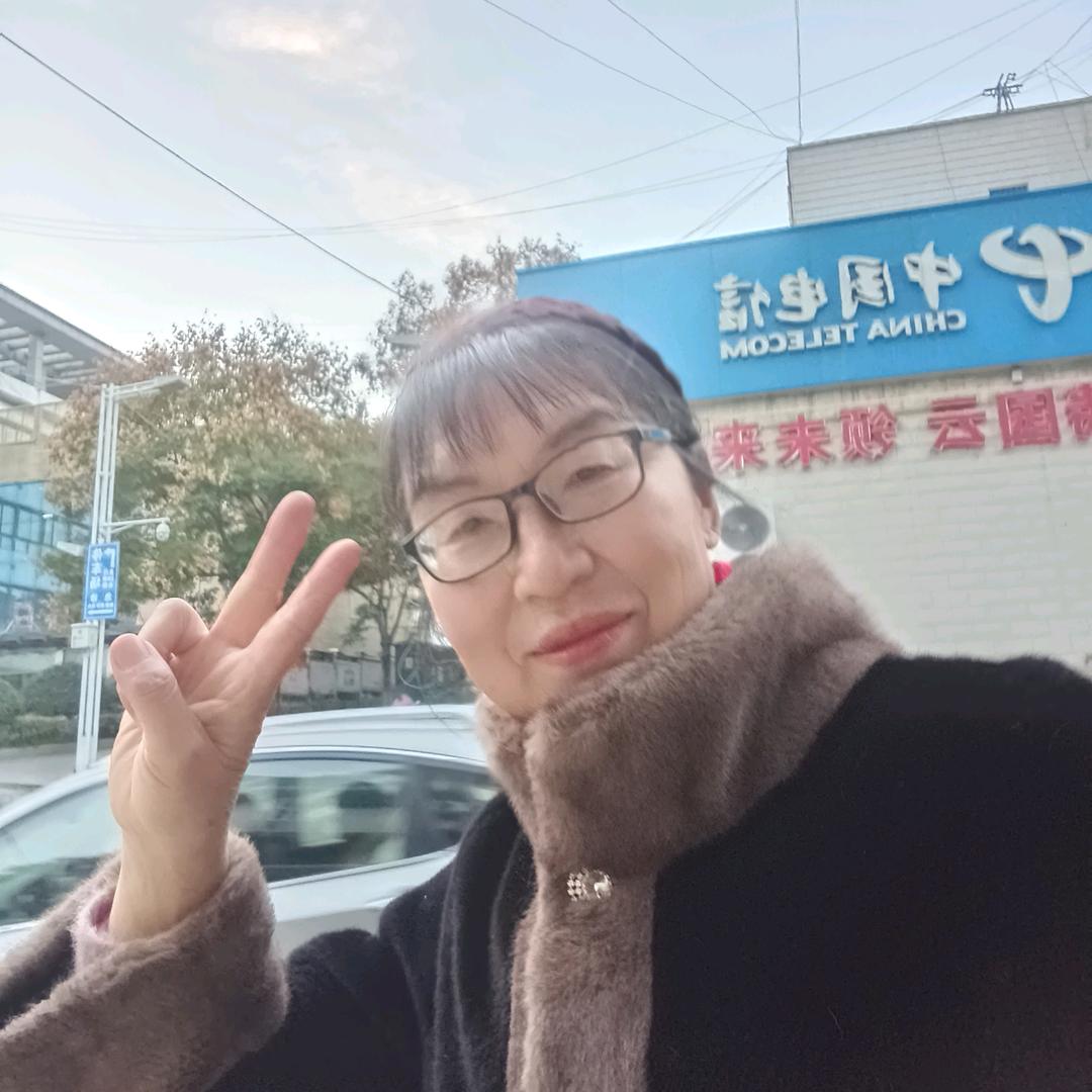 农民姐：A28433上午（9：18）开播