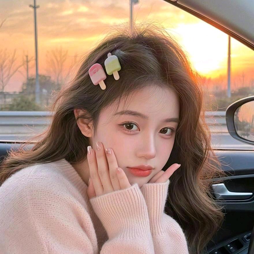 คุณชื่ออะไรคะ