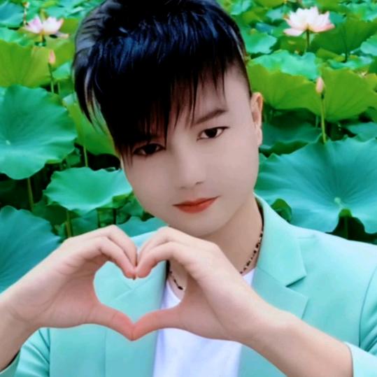 🌺好心疼🌹现在的💐自己