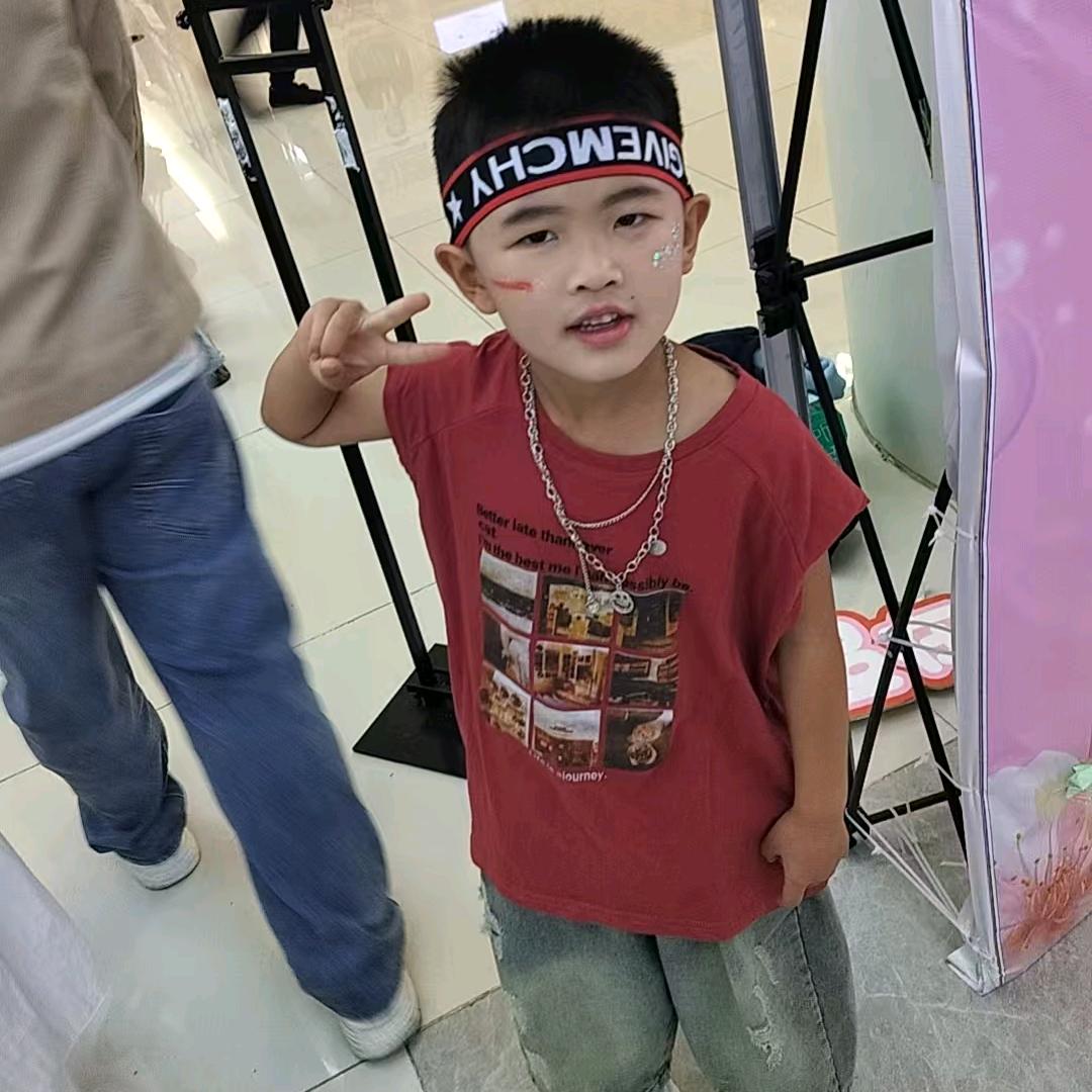 🐖⁰⁸.₂₄张℘࿐的不帅