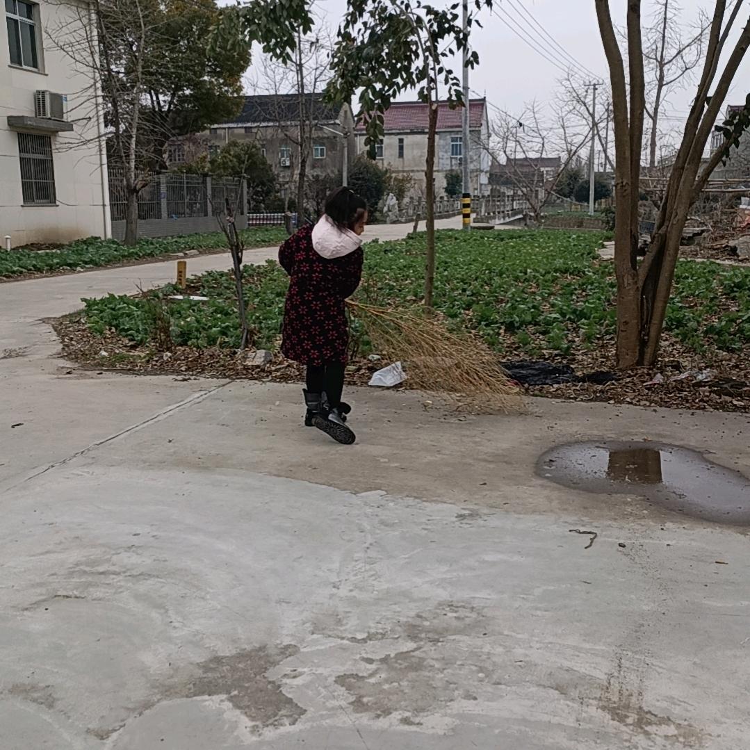 张萍