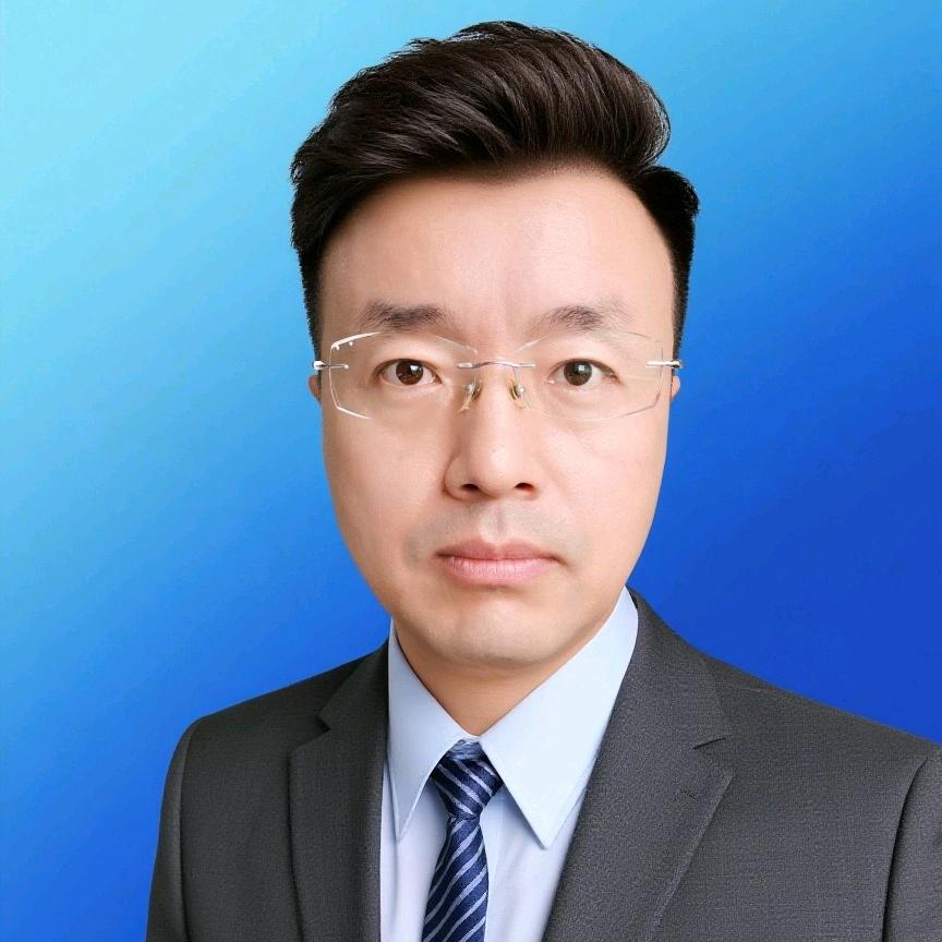 宇璐君瞻