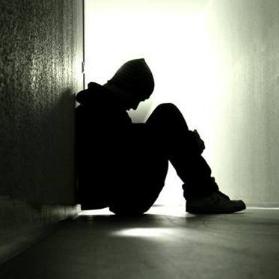 枕着回忆念母安