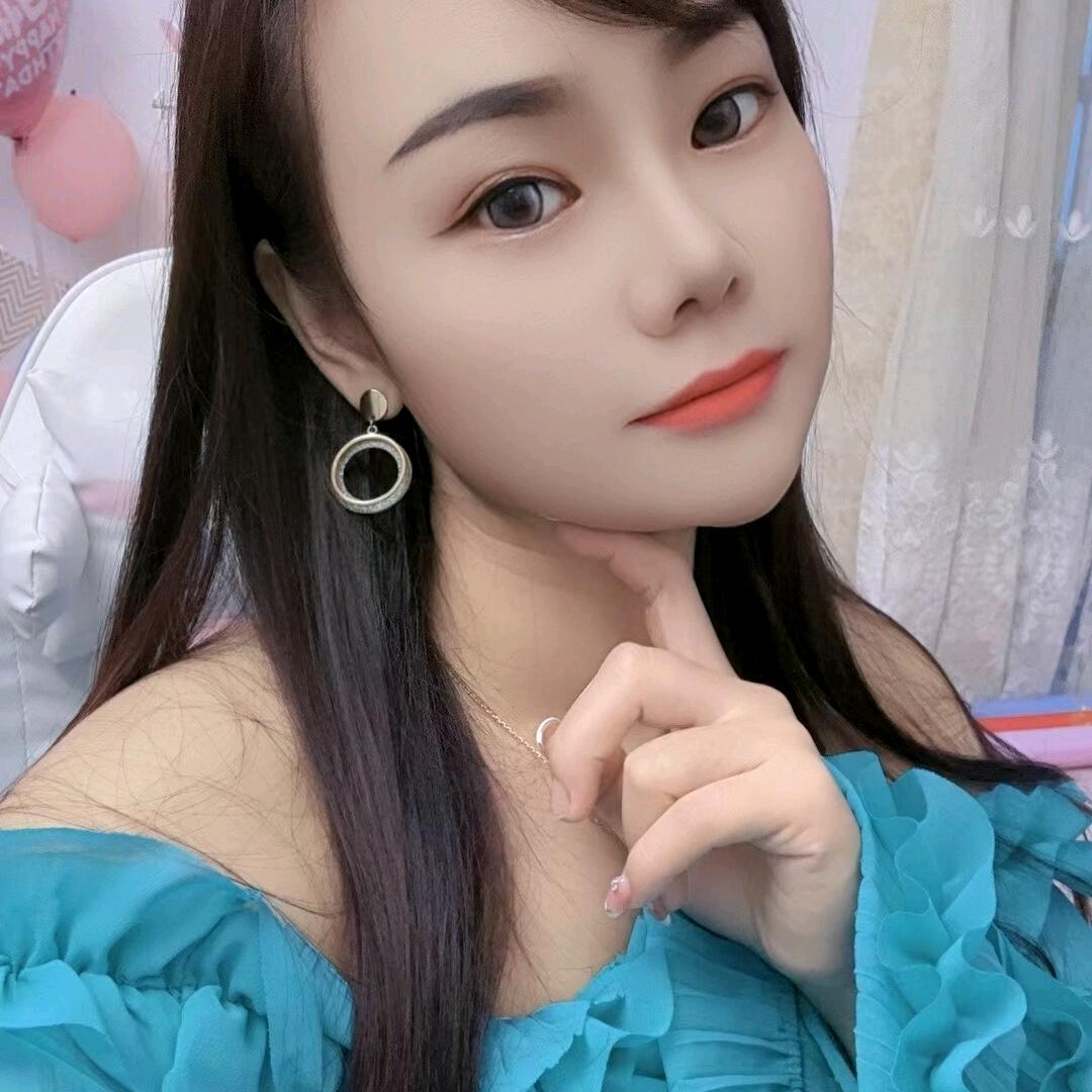玲玲🎀👑