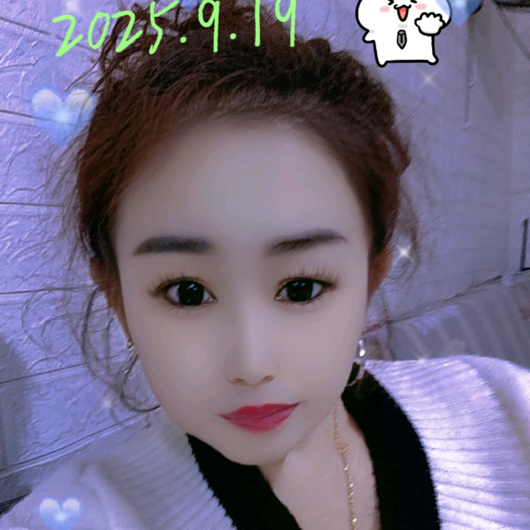 💖🍓开心的梅