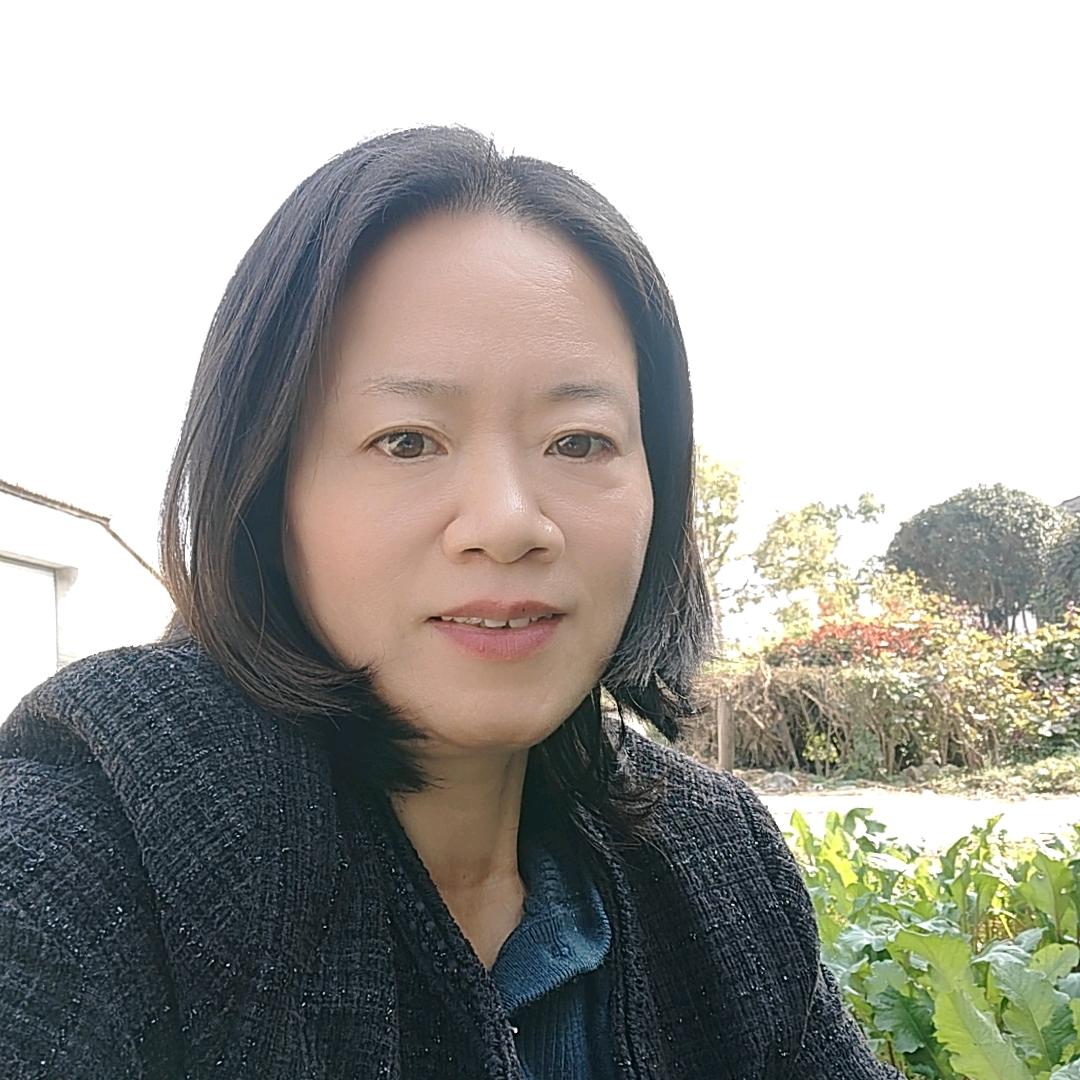 戎(rong)姐    首播筹备中