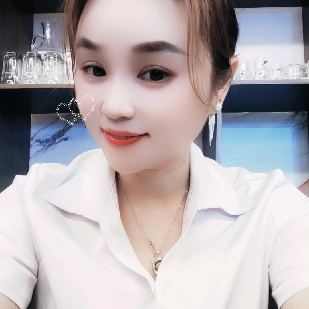 এ᭄🐠🍀浅笑不语꧔🍀: এ᭄