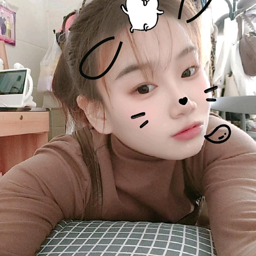 爱唱歌的🎤萌妹🎤