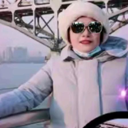 四川南江大河闫妹