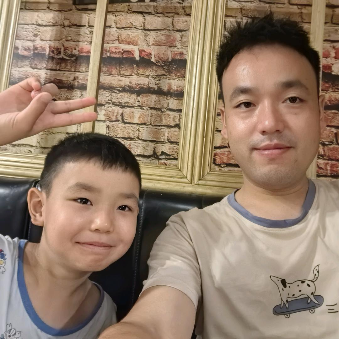 缺牙巴红油凉拌菜