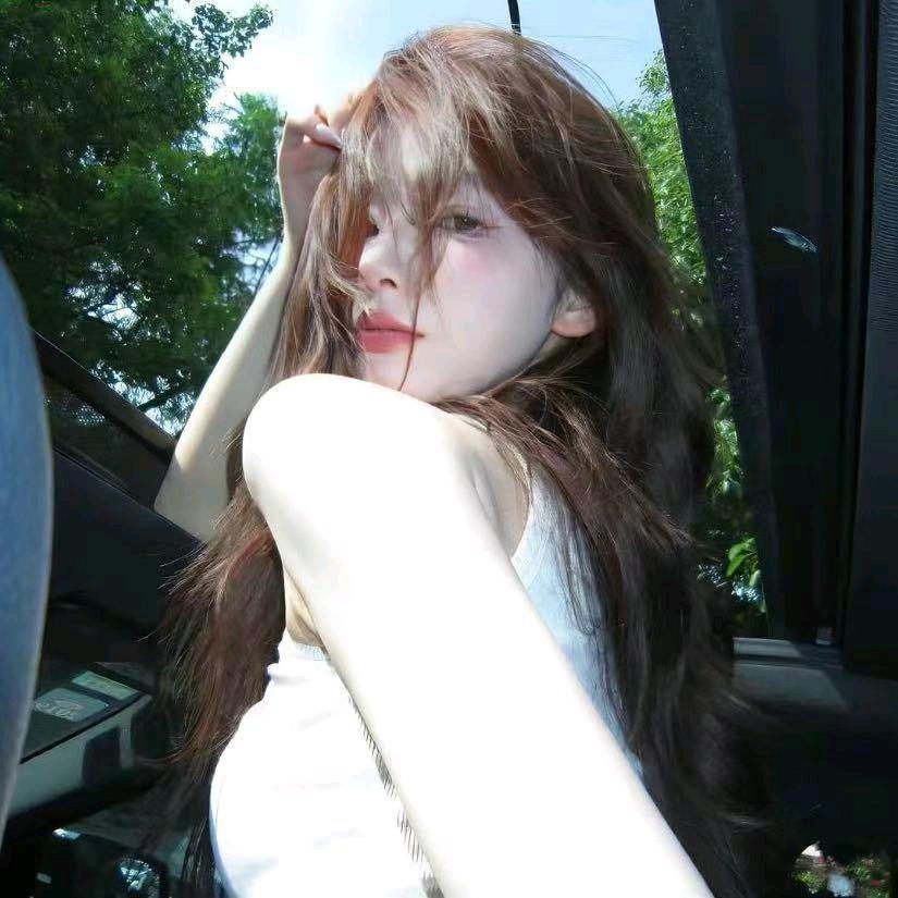 小莹^
