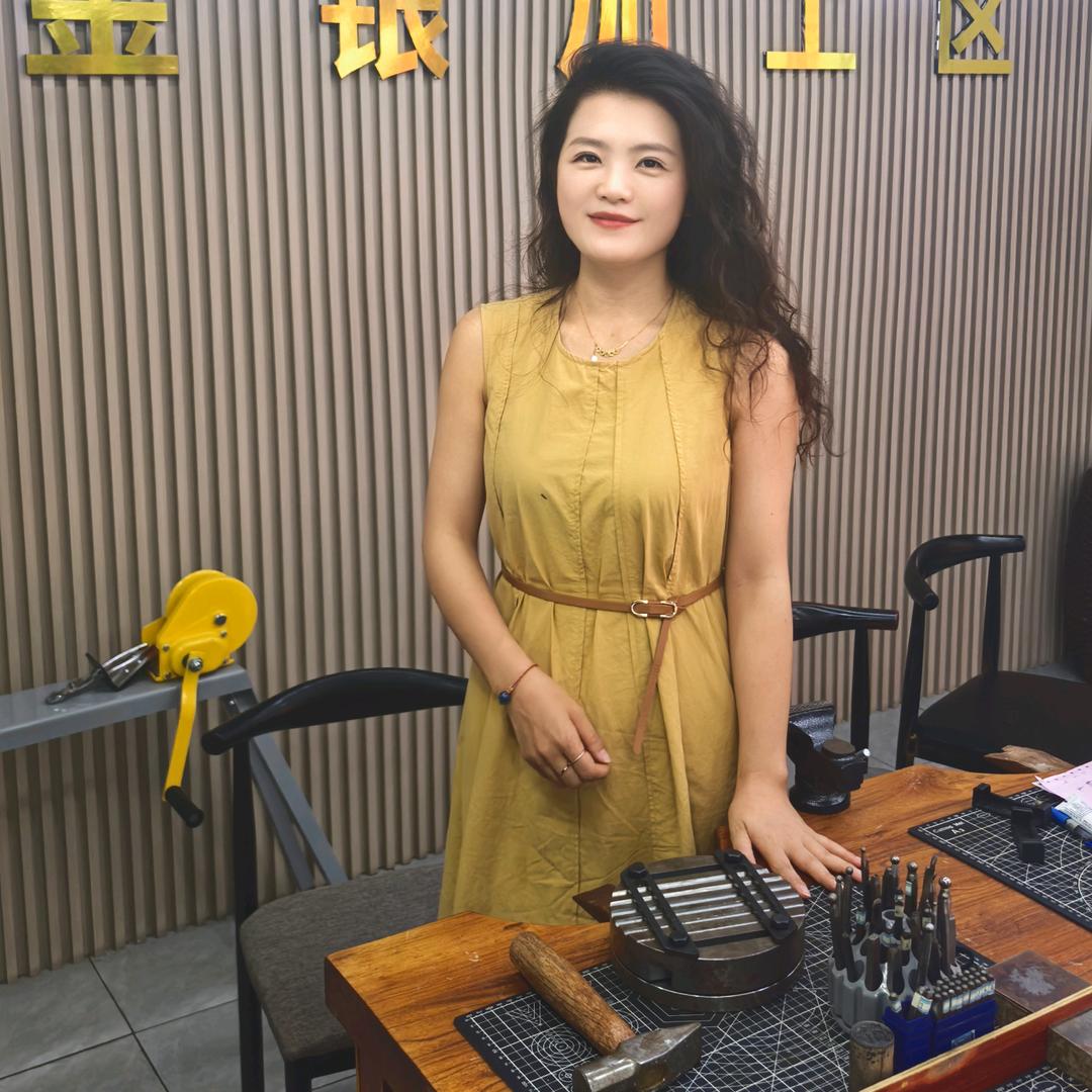 重庆金包银珠宝-燕姐姐