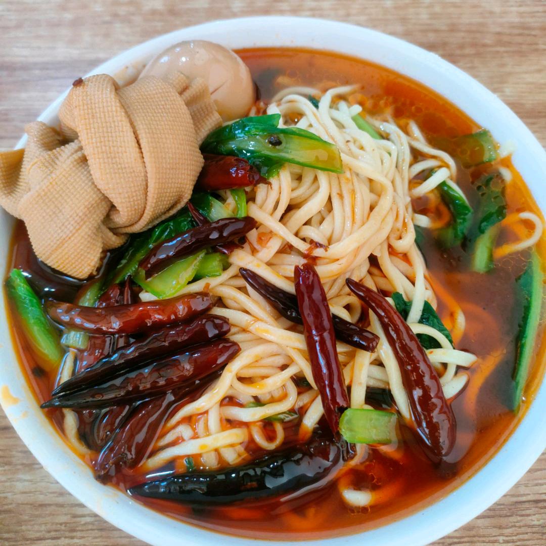 挺不错一小伙子