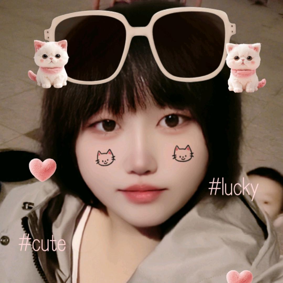 小欣菲🎤