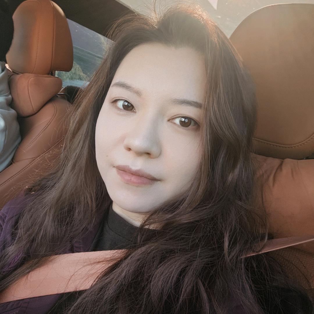 美四月