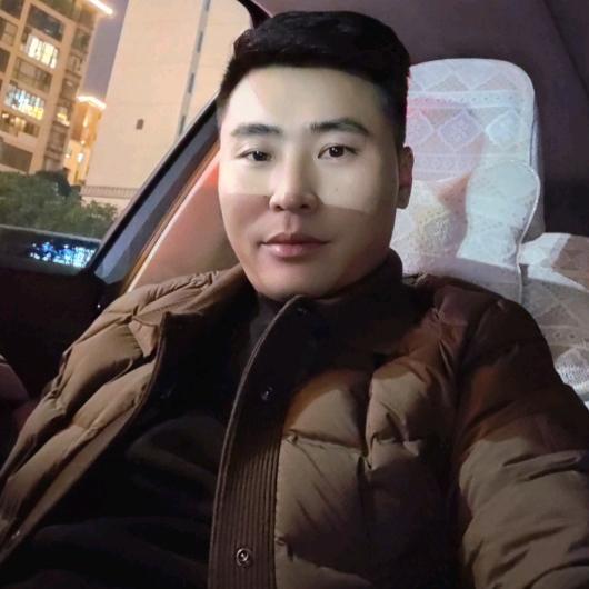 贵州顺宏承信吊车挖机出租