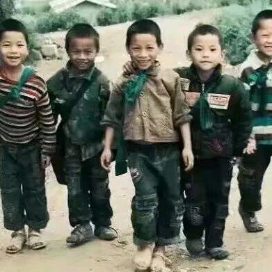 国达无心磨加工圆形产品抛光