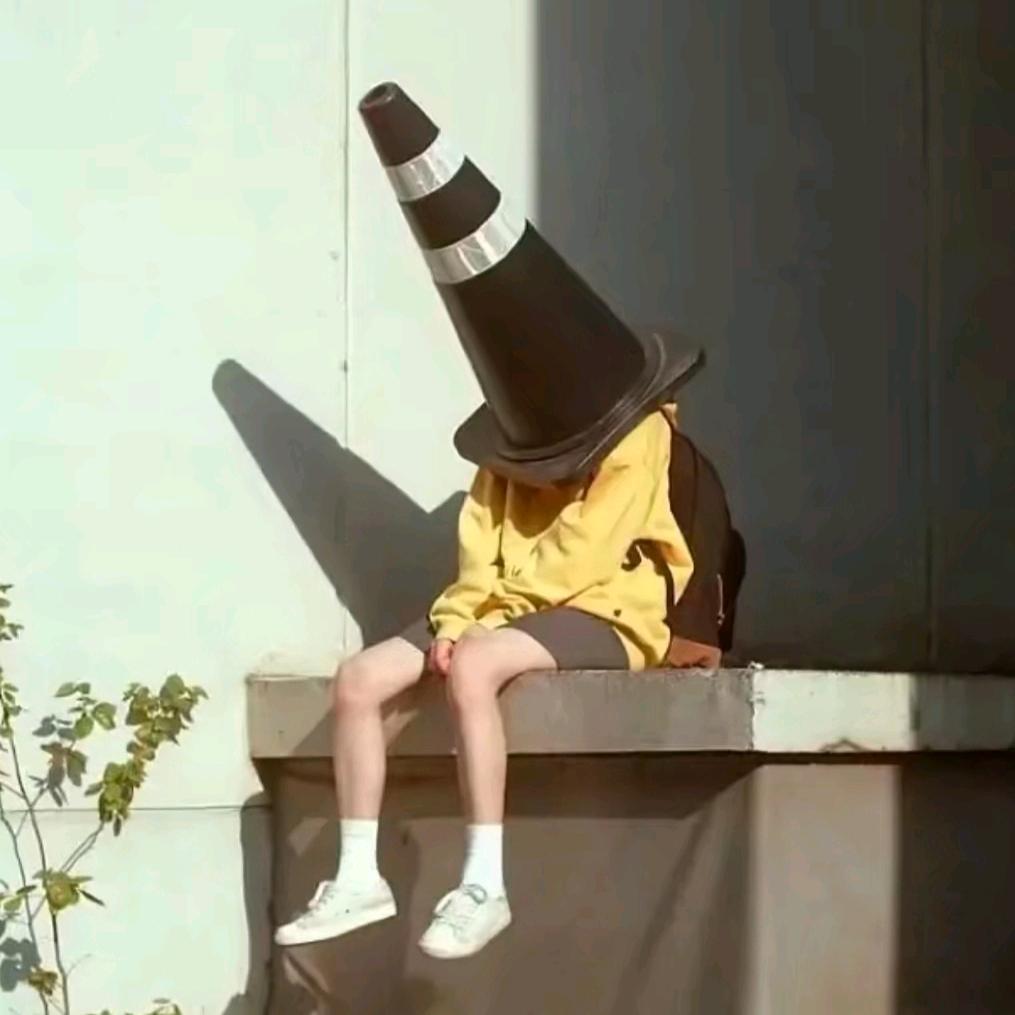莫庾