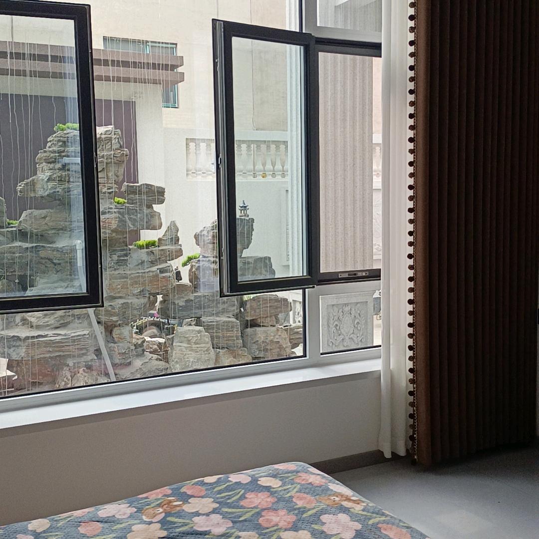 三龙二楼金城窗帘布艺B区9号