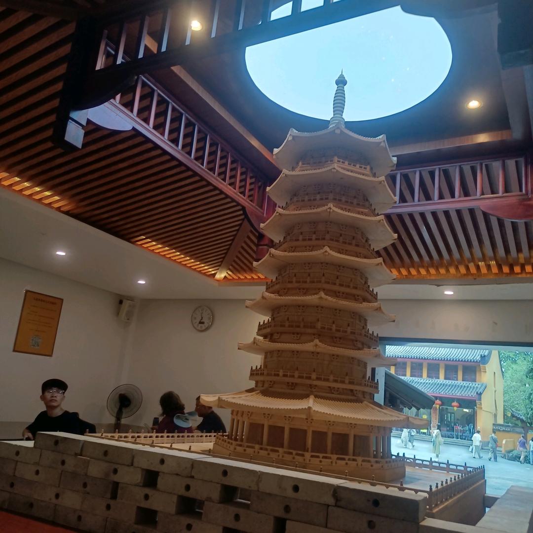 马到功成