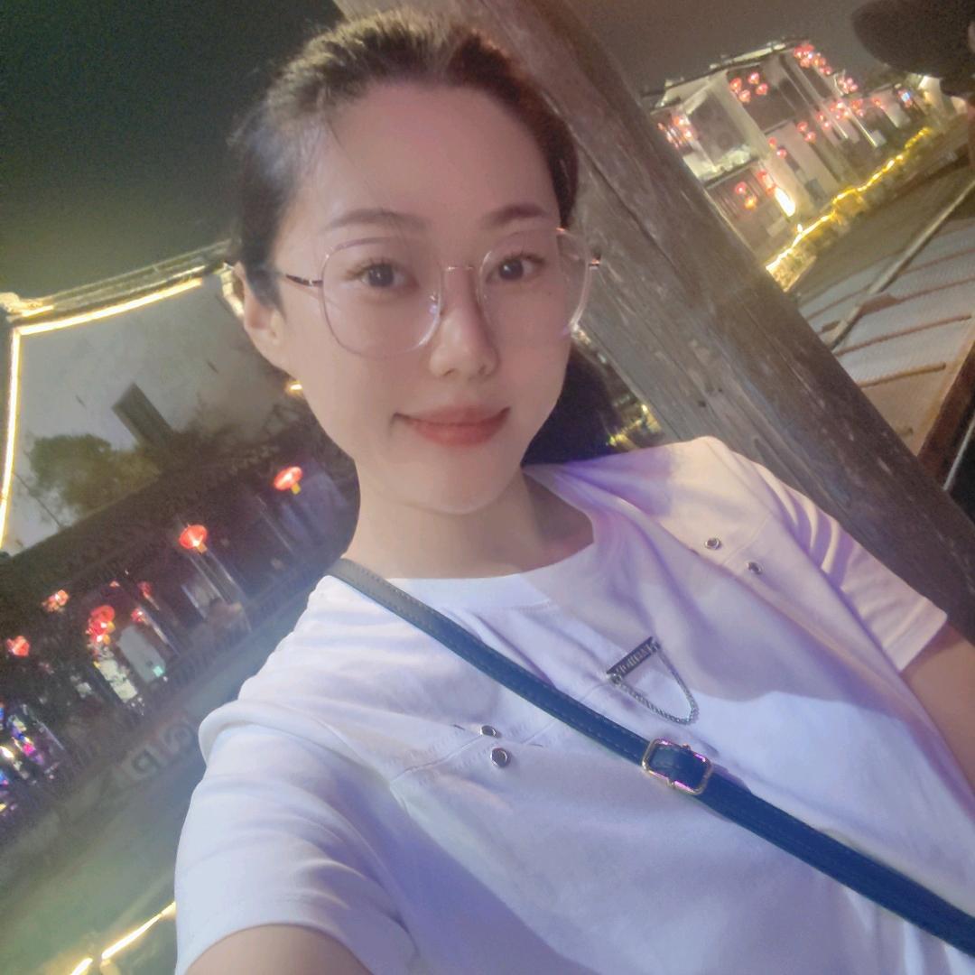 💋莹儿