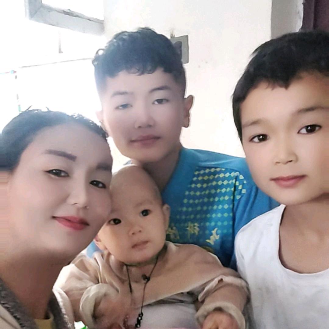 夏尔古丽