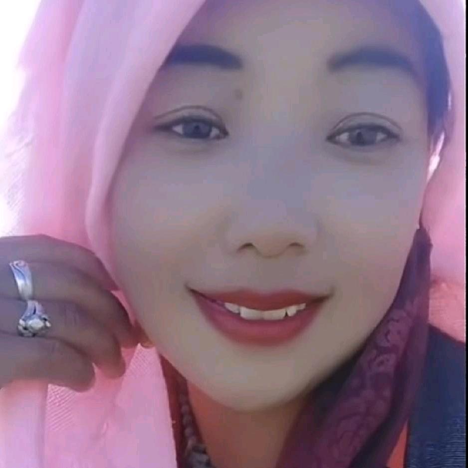 西藏姑娘