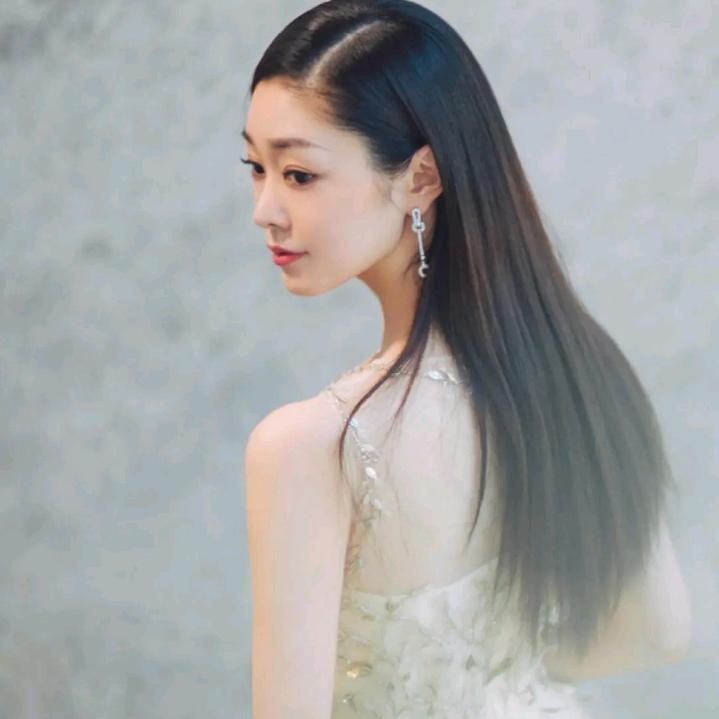 美丽带刺的玫瑰