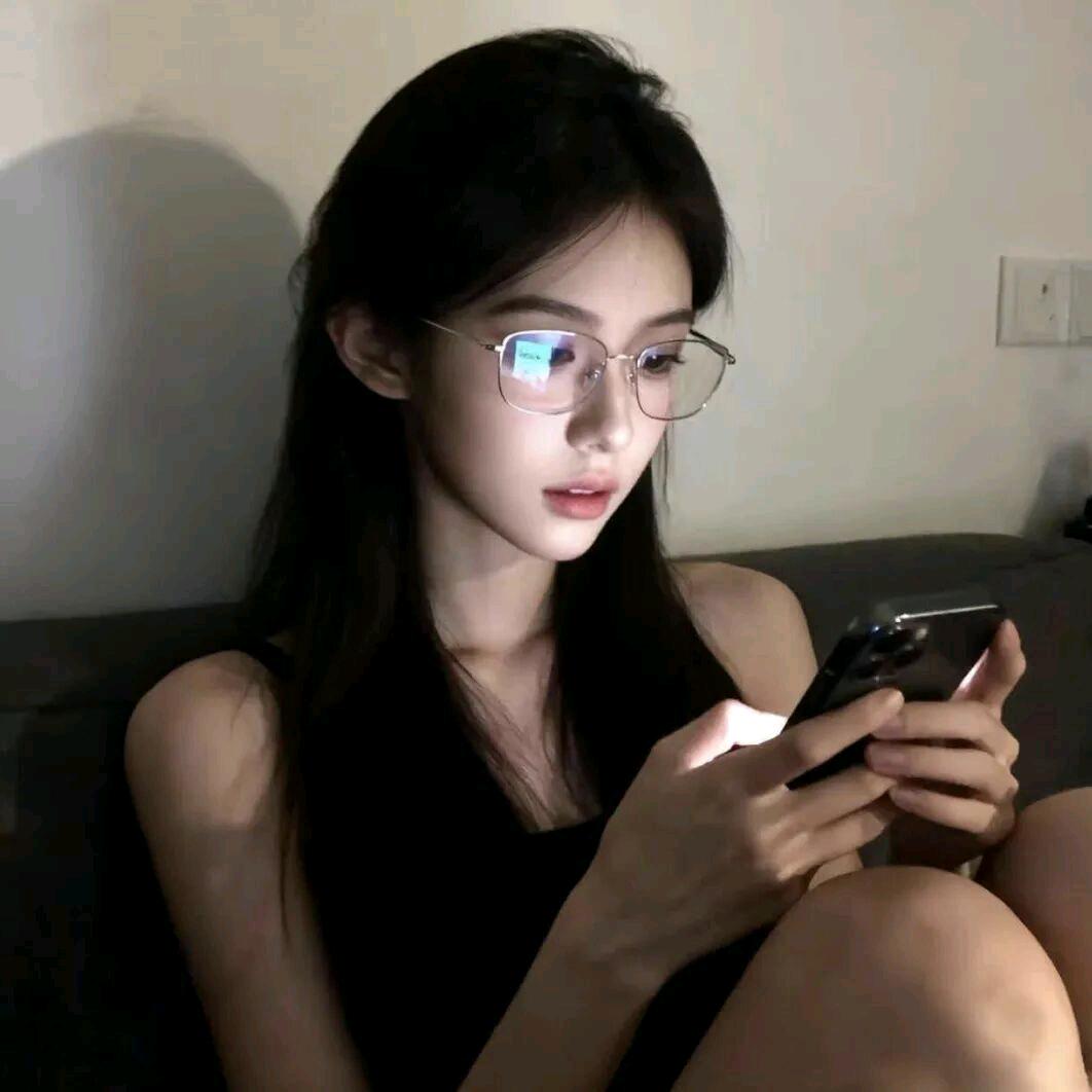 Estrella（没回就是在上课）