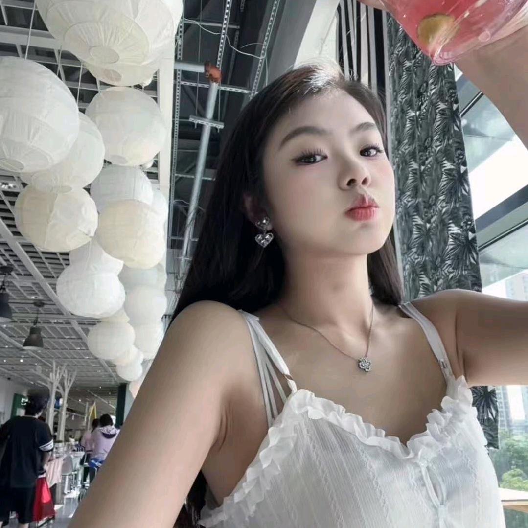 小小妮