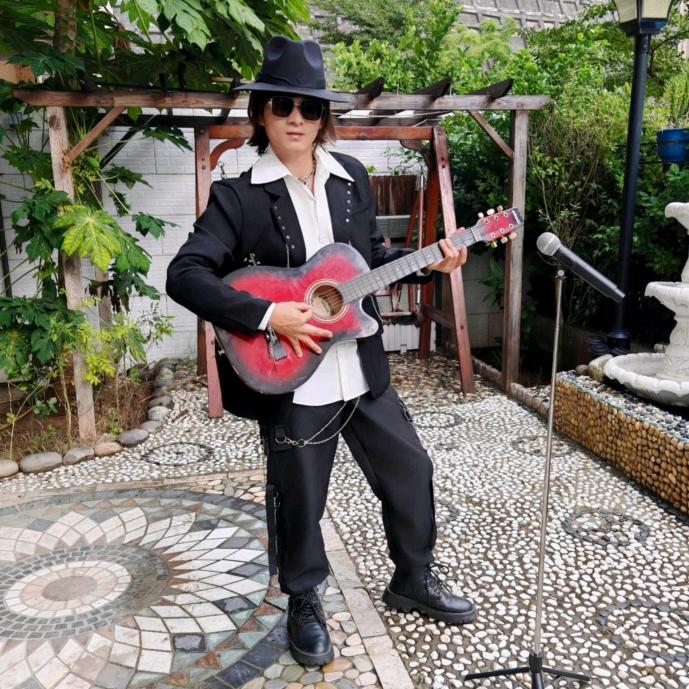 伞兵🇨🇳文武🔥舞🔥雙全