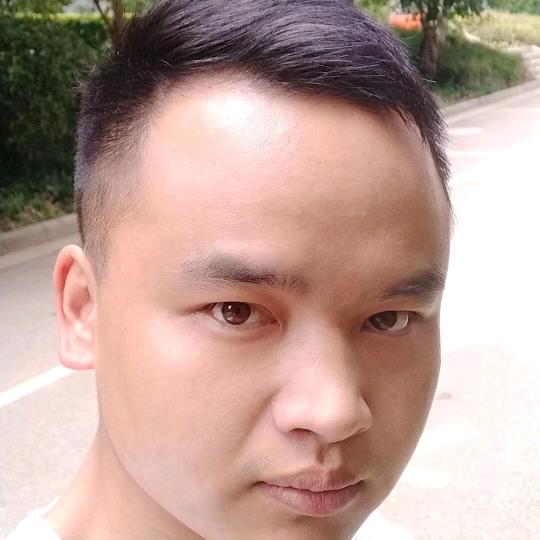 皮皮周