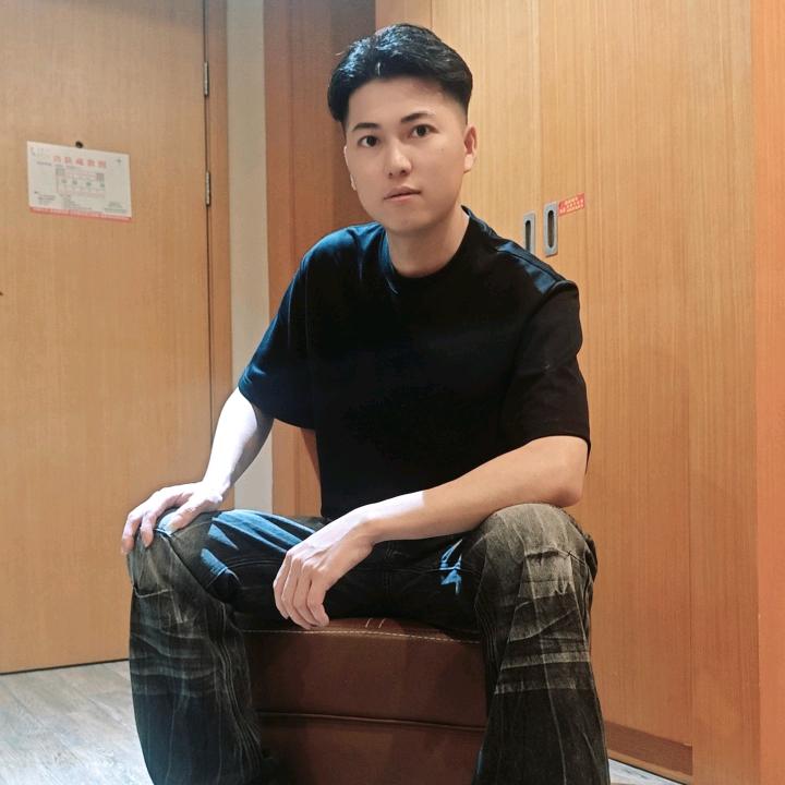 忙碌中……