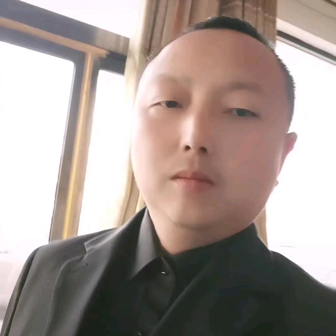 陵川县鸿运汽贸小王同志