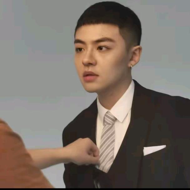 苟学长-纯社长大弟子