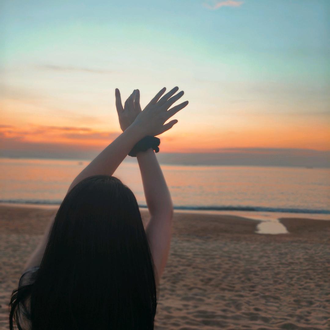 (๑˃̵ᴗ˂̵)و 小兔叽