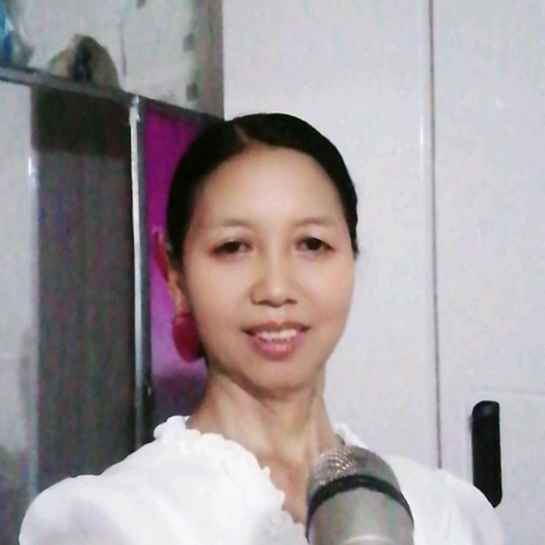 邹华华