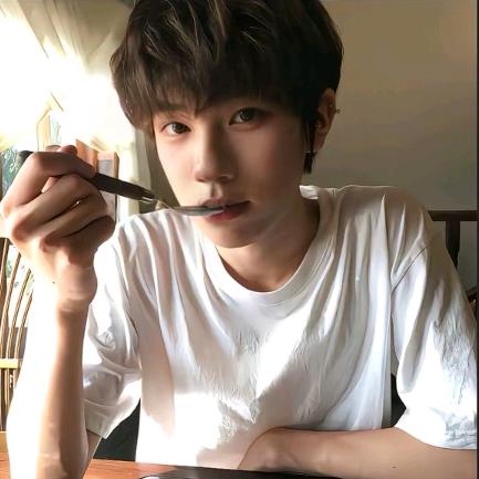 三点水的yuan