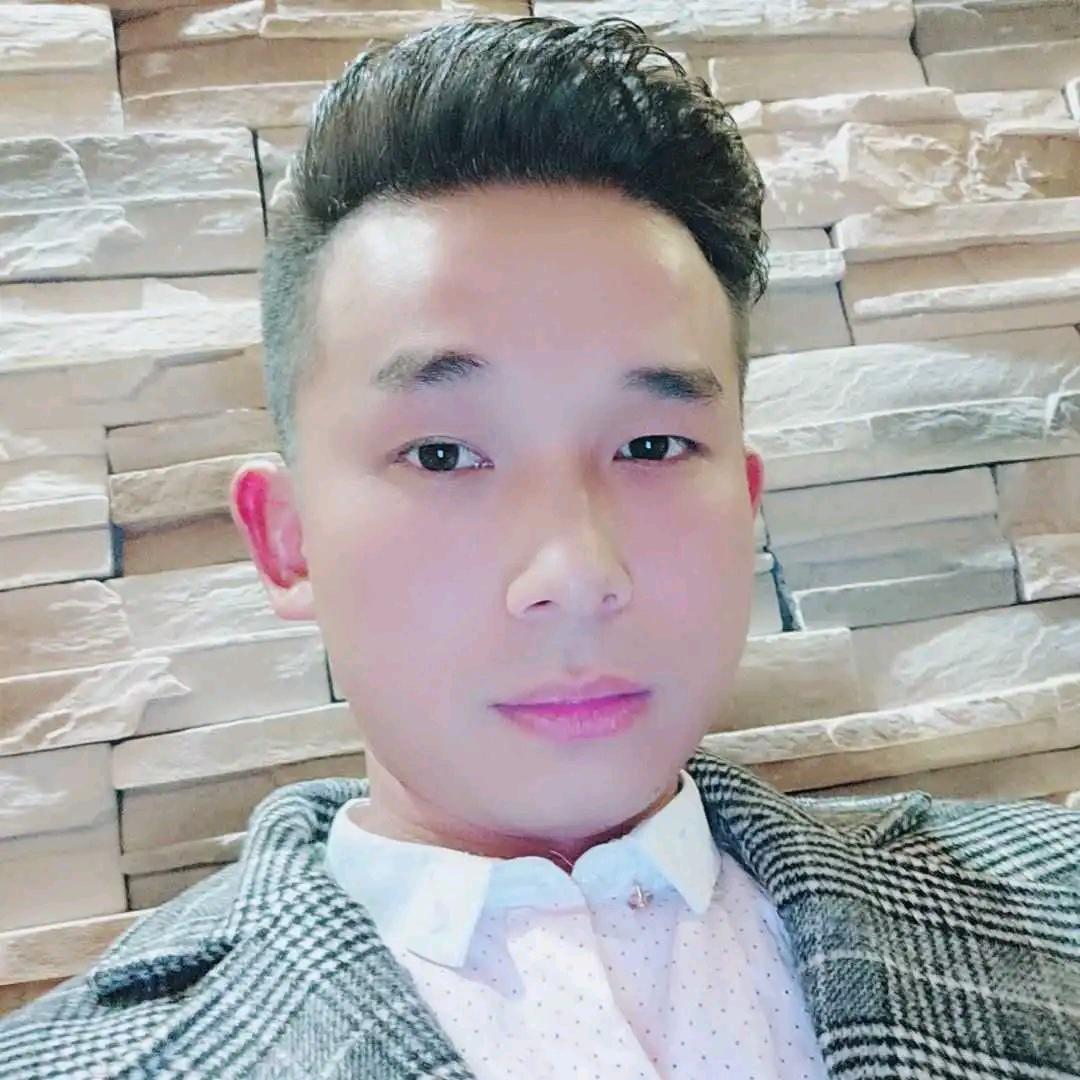 COLMO售后小伍哥