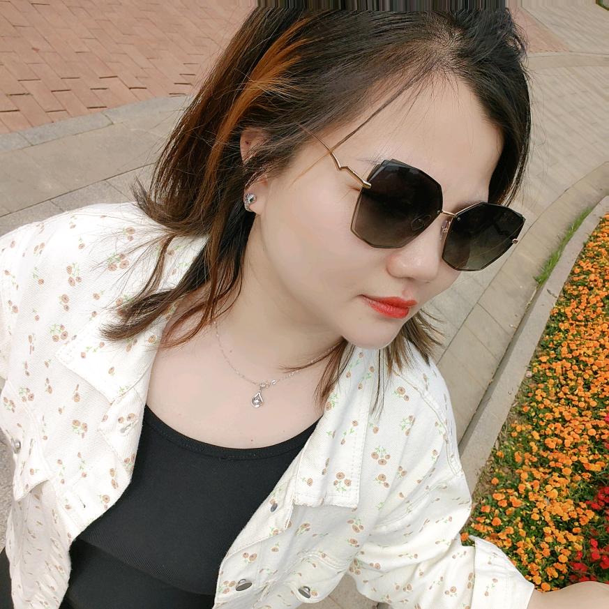 胖胖的女装店