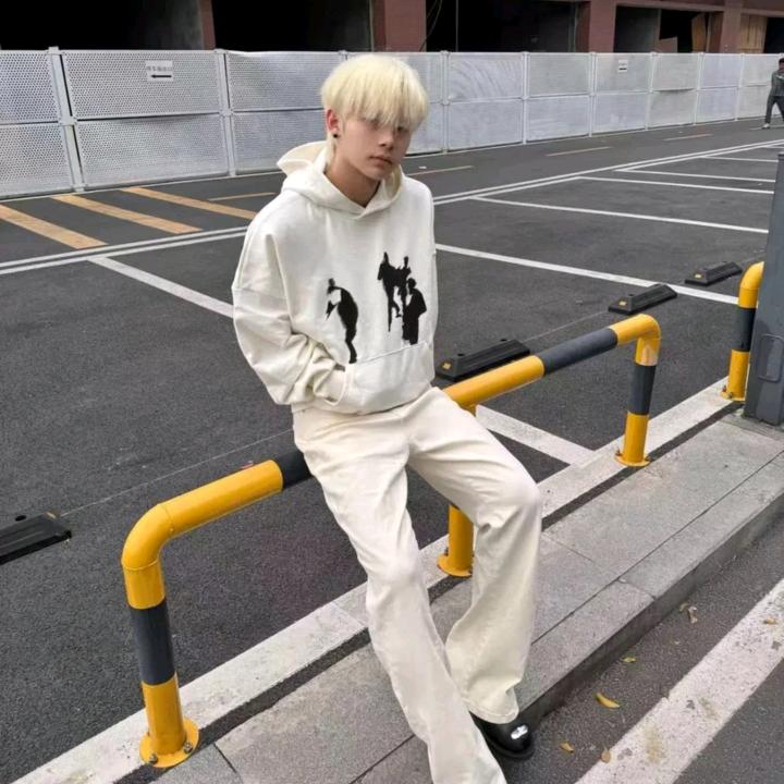没钱谈恋爱只好当single
