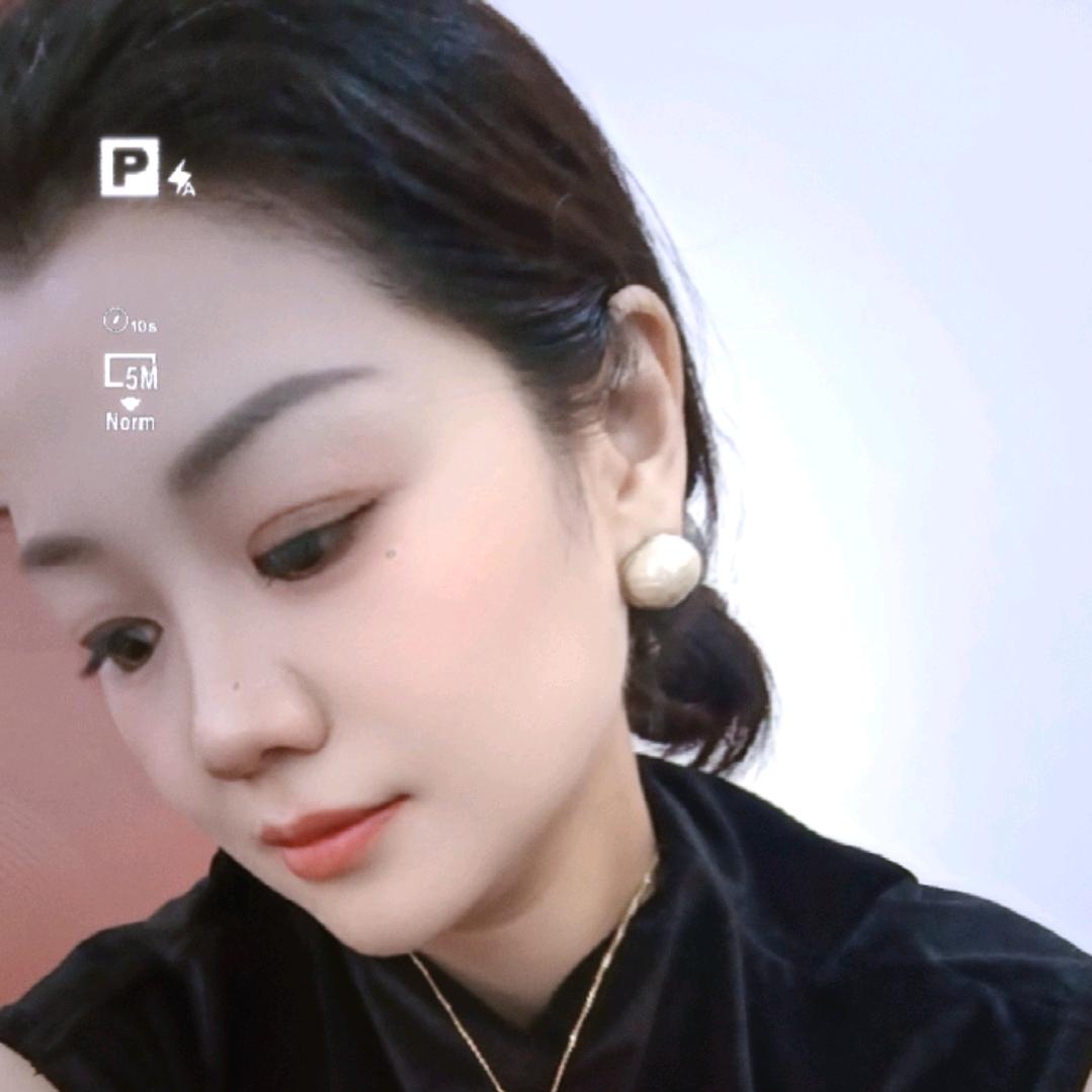 五星名酒刘静