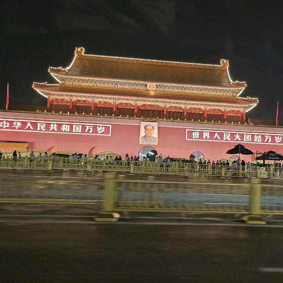 像死一般坚强