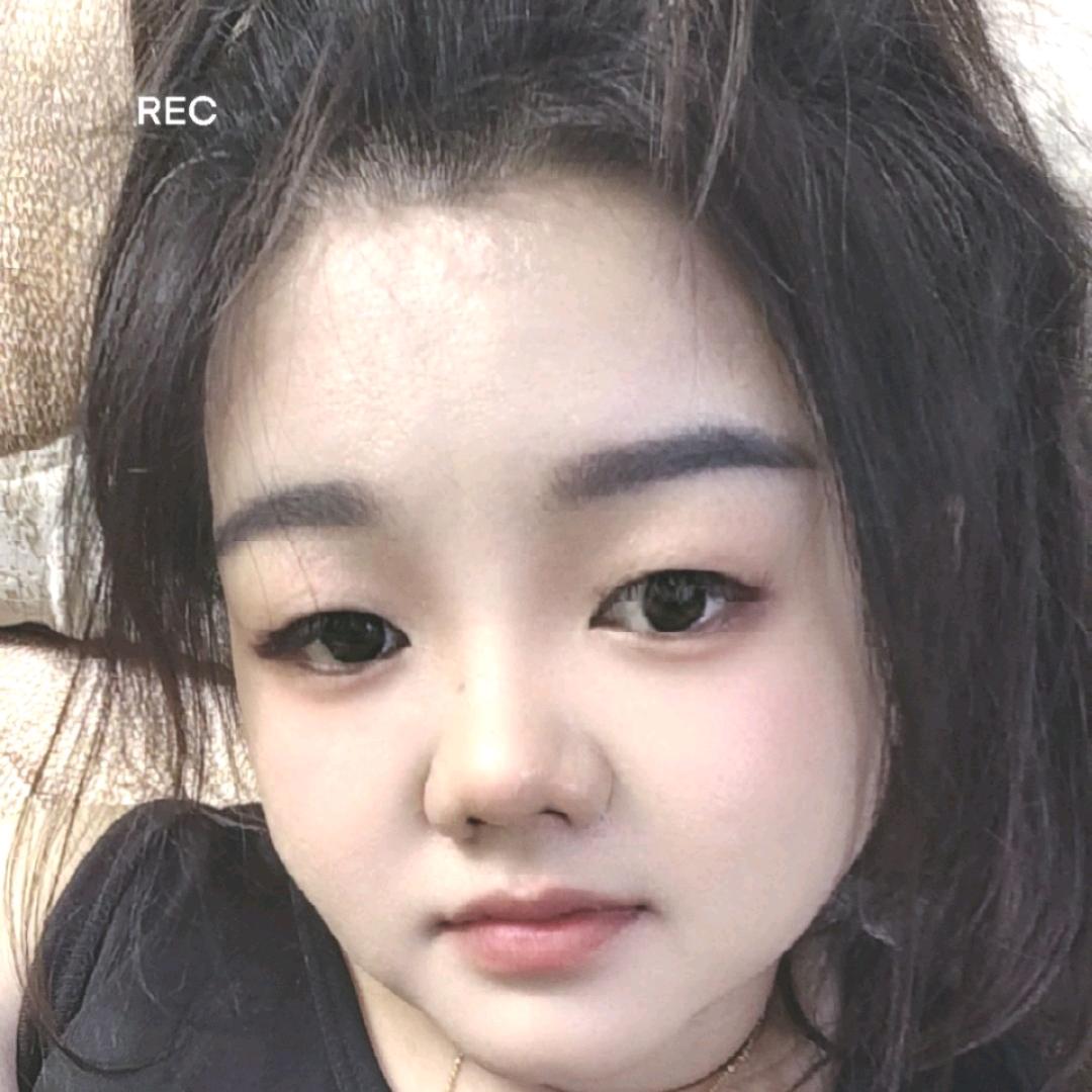 ☞ 任小欠儿吖♥☜