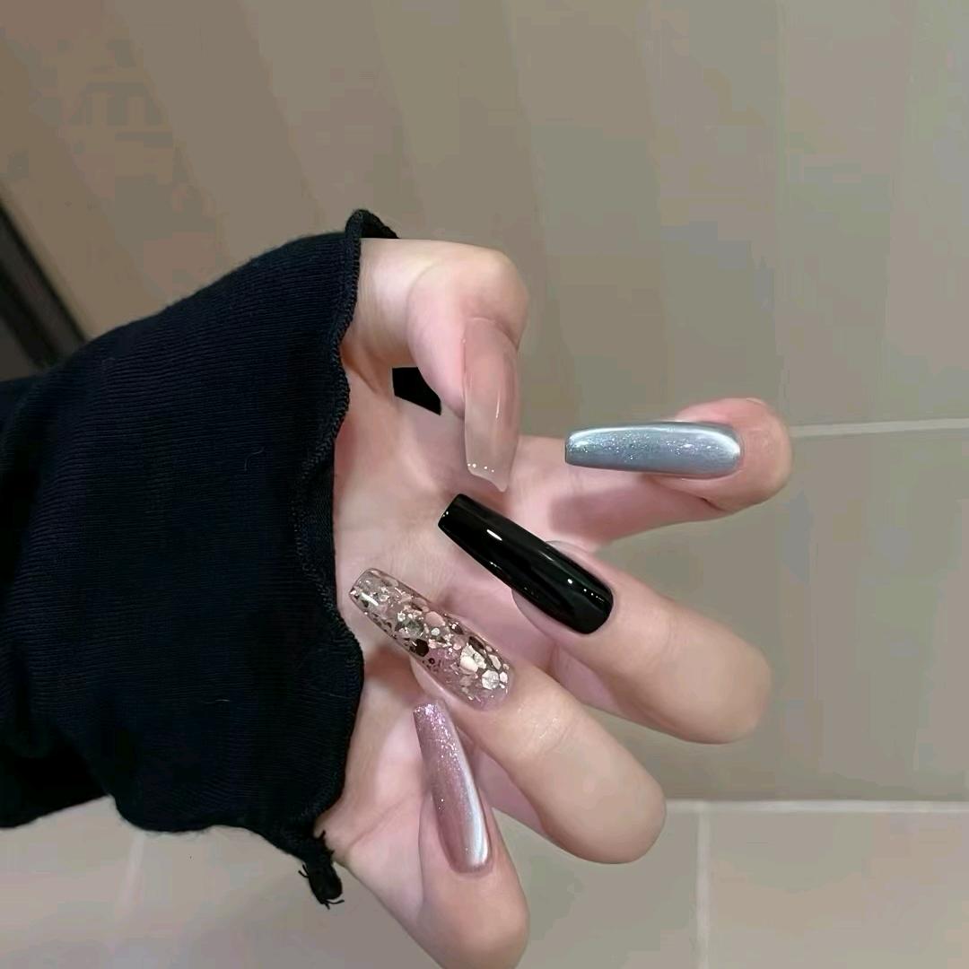 才不是美女