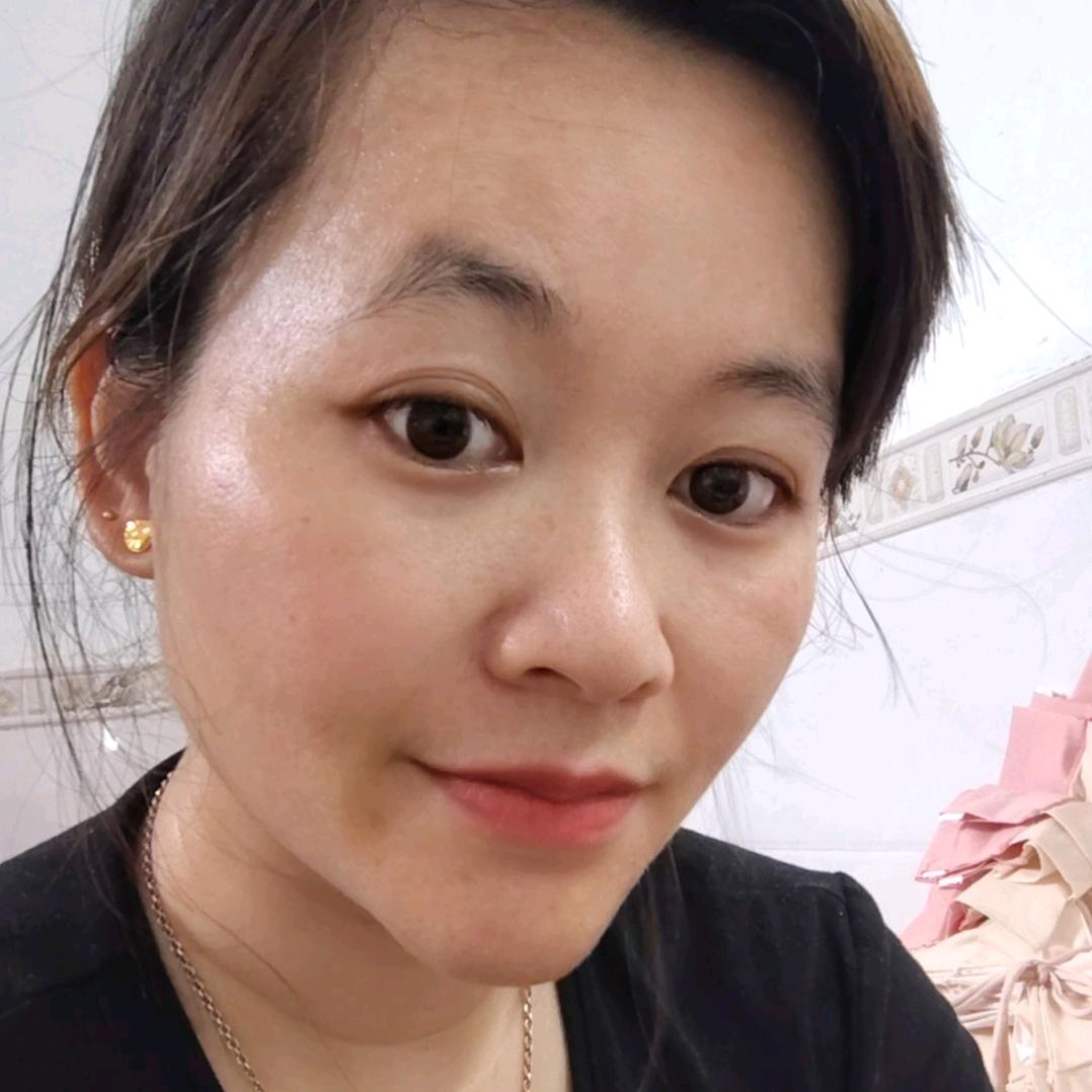 小卢微微